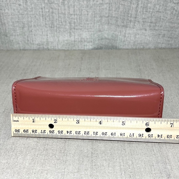 ❤️ YSL Beaute clutch - Picture 8 of 9